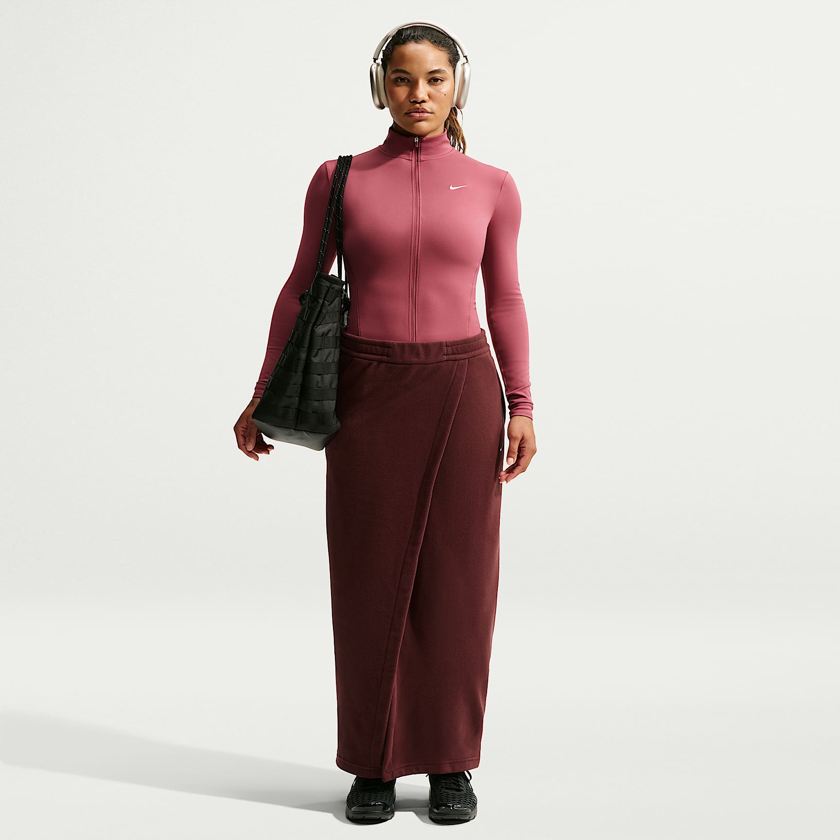 Nike One Women's Therma-FIT Mid-Rise Fleece Maxi Skirt. Nike.com